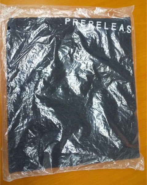 画像2: 【倉庫在庫】【PLC】次元の混乱 プレリリース Tシャツ（未開封・買取品・Lサイズ（恐らく海外基準のサイズ感です）） (2)