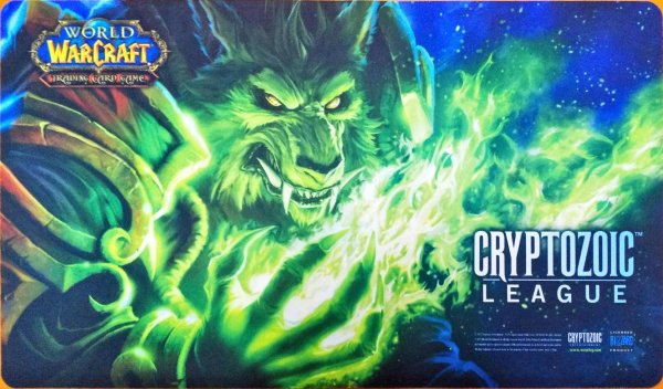 画像1: WORLD OF WARCRAFT TCG CRYPTOZOIC LEAGUE 特典プレイマット「Green Wolf」    (1)