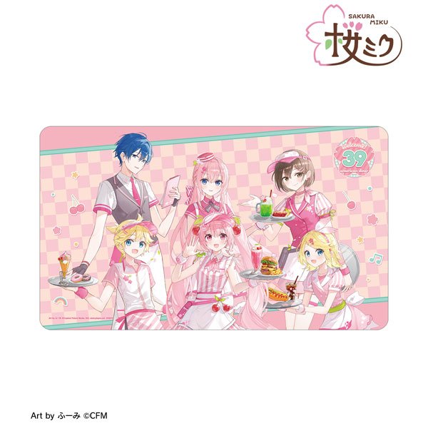 画像1:  【予約商品】  アルマビアンカ　桜ミク 描き下ろし 集合 アメリカンダイナーver. Art by ふーみ マルチデスクマット 【25年9月中旬発売】    (1)