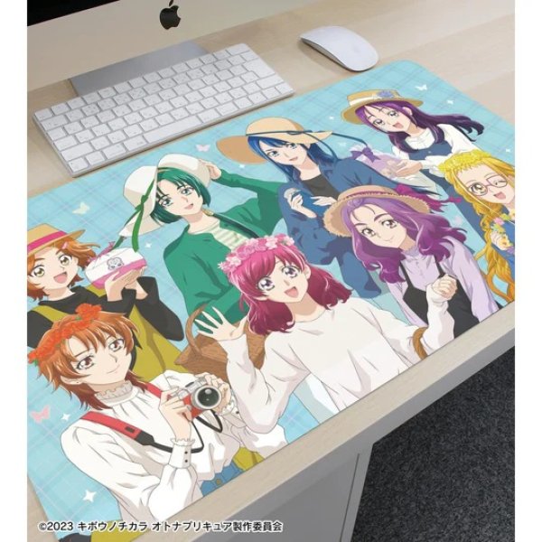 画像2:  【予約商品】  アルマビアンカ　キボウノチカラ〜オトナプリキュア'23〜 描き下ろし 集合 ピクニックver. マルチデスクマット 【26年2月中旬発売】 (2)