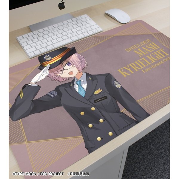 画像2:  【予約商品】  アルマビアンカ　『Fate/Grand Order』 マシュ・キリエライト 推し旅コラボver. マルチデスクマット 【26年1月下旬発売】    (2)