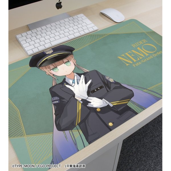 画像2:  【予約商品】  アルマビアンカ　『Fate/Grand Order』 ネモ 推し旅コラボver. マルチデスクマット 【26年1月下旬発売】    (2)