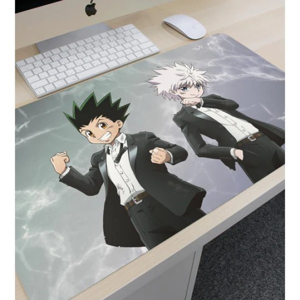 画像2:  【予約商品】  アルマビアンカ　HUNTER×HUNTER 描き下ろし ゴン&キルア スーツ(戦闘後)ver. マルチデスクマット 【26年3月中旬発売】 (2)