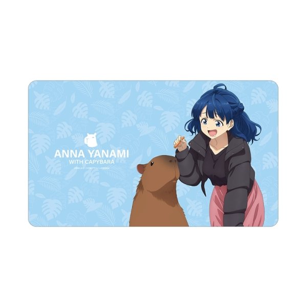 画像1:  【予約商品】  アルマビアンカ　TVアニメ『負けヒロインが多すぎる！』 描き下ろし 八奈見 杏菜 動物とのふれあいver. マルチデスクマット 【26年3月下旬発売】    (1)