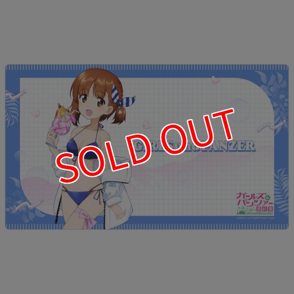 画像1:  【予約商品】  カーテン魂　ガールズ＆パンツァー 最終章　描き下ろしラバーマット（西住みほ／リゾート水着） 【26年4月下旬発売】 (1)