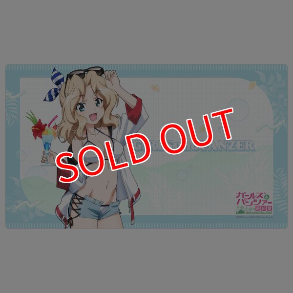 画像1:  【予約商品】  カーテン魂　ガールズ＆パンツァー 最終章　描き下ろしラバーマット（ケイ／リゾート水着） 【26年4月下旬発売】 (1)