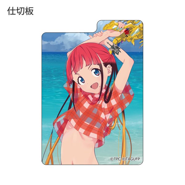 画像3:  【予約商品】  カーテン魂　グリッドマン ユニバース　描き下ろしデッキケース（飛鳥川ちせ／水着） 【26年5月中旬発売】    (3)