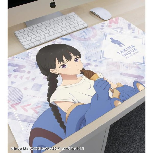 画像3:  【予約商品】  アルマビアンカ　TVアニメ「リコリス・リコイル」 描き下ろし 井ノ上たきな 着ぐるみver. マルチデスクマット 【26年5月中旬発売】 (3)