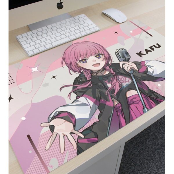 画像3:  【予約商品】  アルマビアンカ　TVアニメ『神椿市建設中。』 森先 化歩 カジュアルロックver. マルチデスクマット 【26年5月中旬発売】 (3)