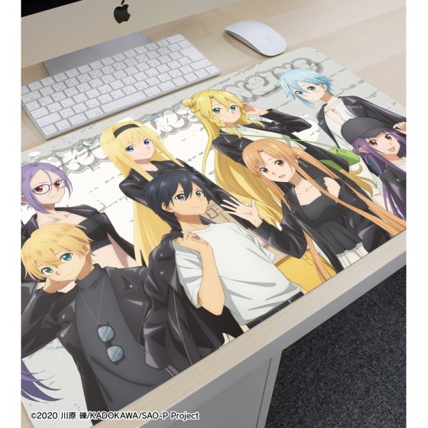 画像3:  【予約商品】  アルマビアンカ　ソードアート・オンライン 描き下ろし 集合 ライダースジャケットver. マルチデスクマット 【26年5月中旬発売】 (3)
