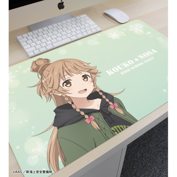 画像3:  【予約商品】  アルマビアンカ　劇場版 ハイスクール・フリート 描き下ろし 納沙 幸子 デート私服ver. マルチデスクマット ver.A 【26年6月中旬発売】 (3)