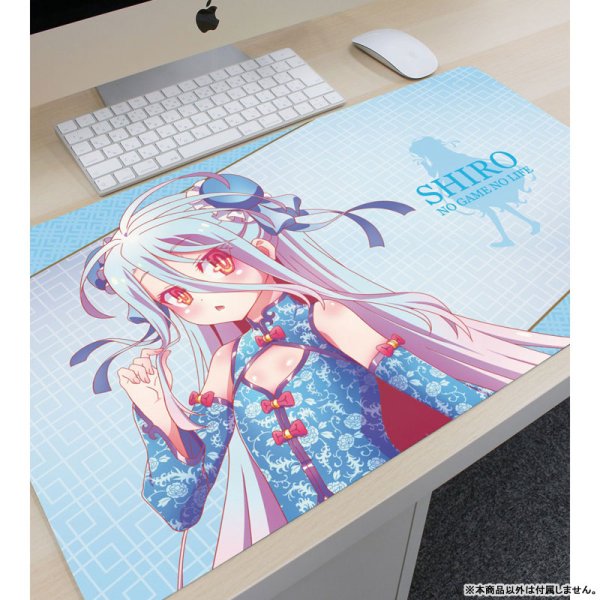 画像2:  【予約商品】  アルマビアンカ　ノーゲーム・ノーライフ 描き下ろし 白 チャイナドレスver. マルチデスクマット 【26年6月中旬発売】 (2)
