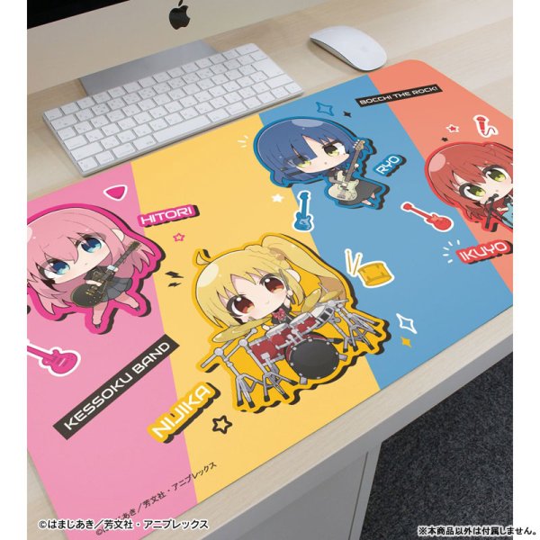 画像2:  【予約商品】  アルマビアンカ　アニメ「ぼっち・ざ・ろっく！」 むーらんさんイラスト 集合 ライブ衣装ver. マルチデスクマット 【26年6月中旬発売】 (2)