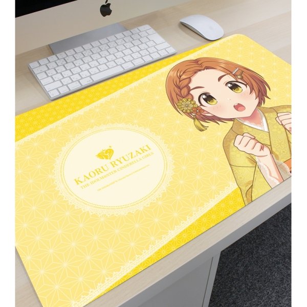 画像3:  【予約商品】  アルマビアンカ　アイドルマスター シンデレラガールズ 描き下ろし 龍崎薫 レース着物ver. マルチデスクマット 【26年7月中旬発売】 (3)