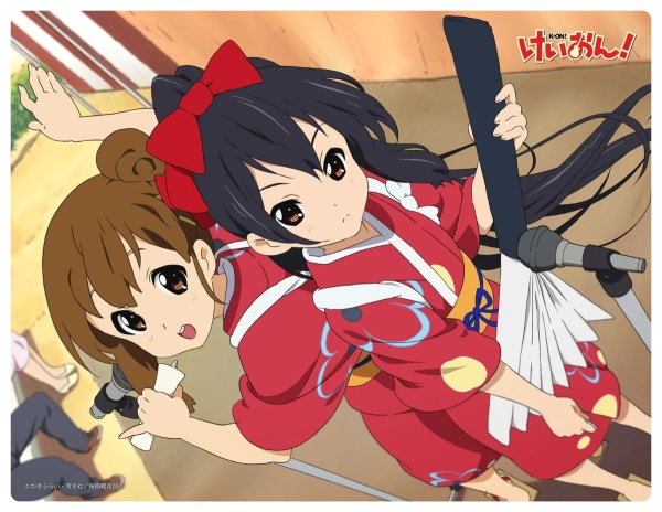 画像1:  【予約商品】  エムズファクトリー　けいおん!　大判ラバーマット（ゆい・あず） 【26年6月発売】 (1)