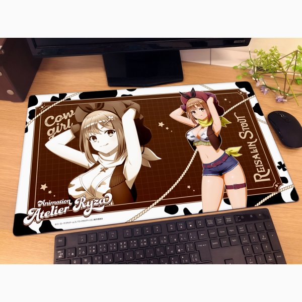 画像2:  【予約商品】  カーテン魂　TVアニメ『ライザのアトリエ』描き下ろしラバーマット（ライザ／カウガール） 【26年7月下旬発売】 (2)