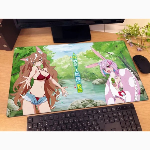 画像2:  【予約商品】  カーテン魂　人外教室の人間嫌い教師　描き下ろしラバーマット（尾々守いさき＆右左美彗／川遊び） 【26年7月下旬発売】 (2)
