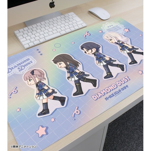画像3:  【予約商品】  アルマビアンカ　ガールズバンドクライ ダイヤモンドダスト ちびとこ マルチデスクマット 【26年8月下旬発売】 (3)