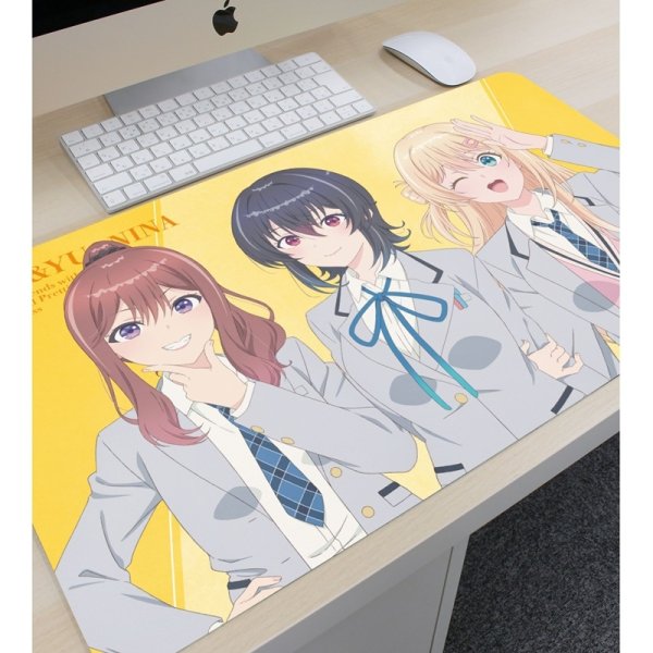 画像3:  【予約商品】  アルマビアンカ　『クラスで２番目に可愛い女の子と友だちになった』 集合 マルチデスクマット 【26年9月上旬発売】 (3)