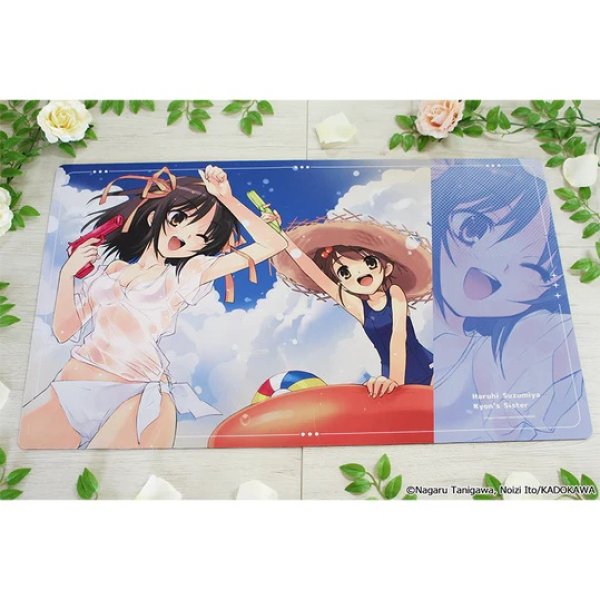 画像2:  【予約商品】  シーズナルプランツ　『涼宮ハルヒシリーズ』 デスクマット【水着】 【26年9月発売】 (2)