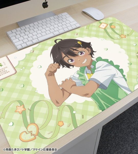 画像3:  【予約商品】  アルマビアンカ　TVアニメ『負けヒロインが多すぎる！』 描き下ろし 焼塩 檸檬 制服エプロンver. マルチデスクマット 【26年9月下旬発売】 (3)