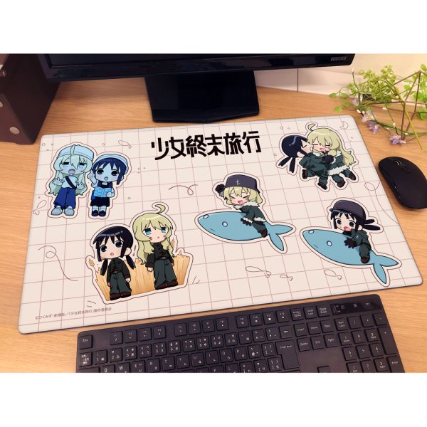 画像2:  【予約商品】  カーテン魂　少女終末旅行 ラバーマット（ミニキャラ） 【26年11月上旬発売】 (2)