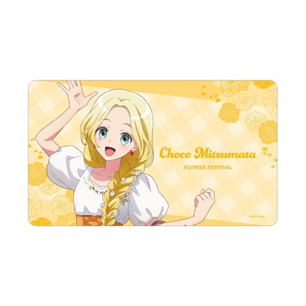 画像1:  【予約商品】  アルマビアンカ　前橋ウィッチーズ 描き下ろし 三俣チョコ 花祭りver. マルチデスクマット 【26年11月上旬発売】 (1)