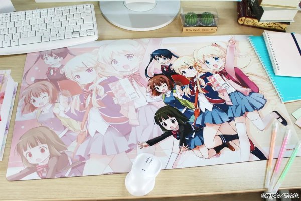 画像3:  【予約商品】  シーズナルプランツ　きんいろモザイク デスクマット【修学旅行】 【26年11月発売】 (3)