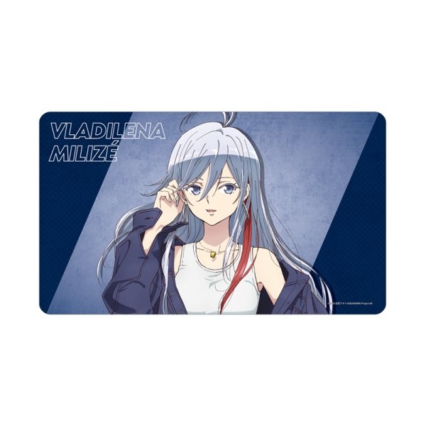 画像1:  【予約商品】  アルマビアンカ　TVアニメ「８６―エイティシックス―」 描き下ろし ヴラディレーナ・ミリーゼ ストリートファッションver. マルチデスクマット 【26年12月上旬発売】 (1)