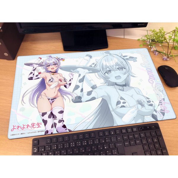 画像2:  【予約商品】  カーテン魂　よわよわ先生　描き下ろしラバーマット（鶸村ひより／牛柄水着） 【26年12月中旬発売】 (2)