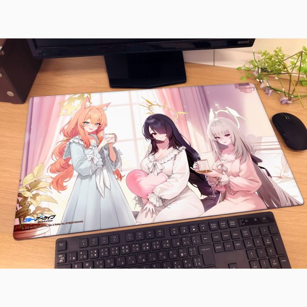 画像2:  【予約商品】  カーテン魂　[ブルーアーカイブ]描き下ろしラバーマット（シスターフッド／ルームウェア） 【27年1月下旬発売】 (2)