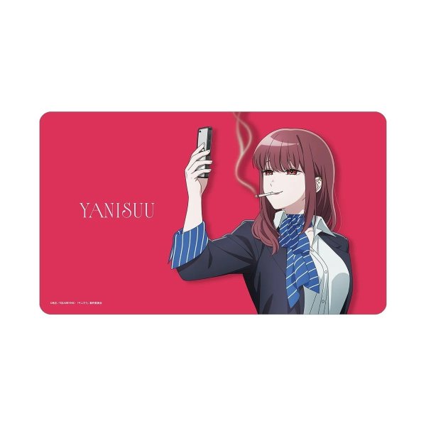 画像1:  【予約商品】  アルマビアンカ　TVアニメ「スーパーの裏でヤニ吸うふたり」 描き下ろし 田山 if ふたりが同じ職場だったらver. マルチデスクマット 【26年12月中旬発売】 (1)