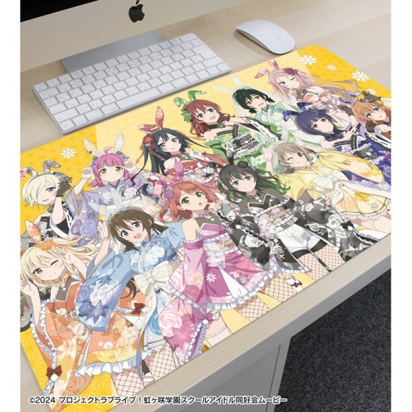 画像3:  【予約商品】  アルマビアンカ　ラブライブ！虹ヶ咲学園スクールアイドル同好会 描き下ろし 集合 和バニーver. マルチデスクマット 【27年1月下旬発売】 (3)