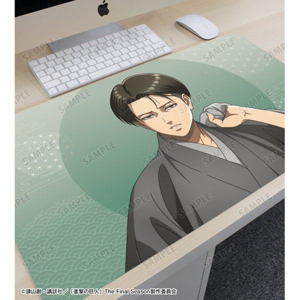 画像3:  【予約商品】  アルマビアンカ　TVアニメ『進撃の巨人』 描き下ろし リヴァイ 和服ver. マルチデスクマット 【27年1月中旬発売】    (3)