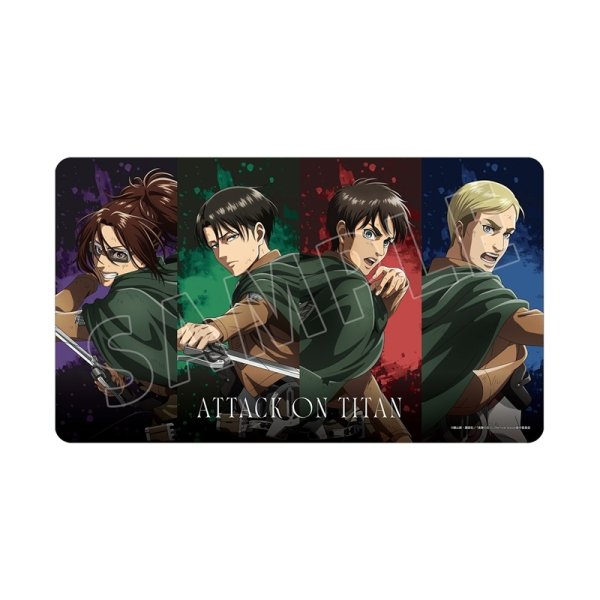 画像1:  【予約商品】  アルマビアンカ　TVアニメ『進撃の巨人』 描き下ろし 集合 戦う背中ver. 第2弾 マルチデスクマット 【27年1月下旬発売】    (1)
