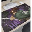 画像3:  【予約商品】  アルマビアンカ　TVアニメ『進撃の巨人』 描き下ろし ハンジ 戦う背中ver. 第2弾 マルチデスクマット 【27年1月下旬発売】    (3)