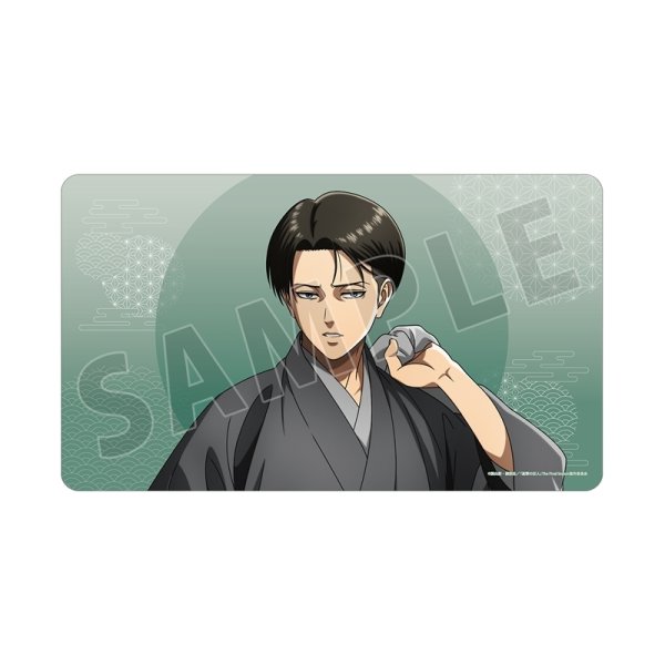 画像1:  【予約商品】  アルマビアンカ　TVアニメ『進撃の巨人』 描き下ろし リヴァイ 和服ver. マルチデスクマット 【27年1月中旬発売】    (1)